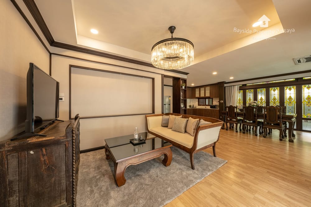 Spacious 6-Bedroom House for Rent in Baan Natcha, Pattaya City - Pet Friendly with 24/7 Security 18