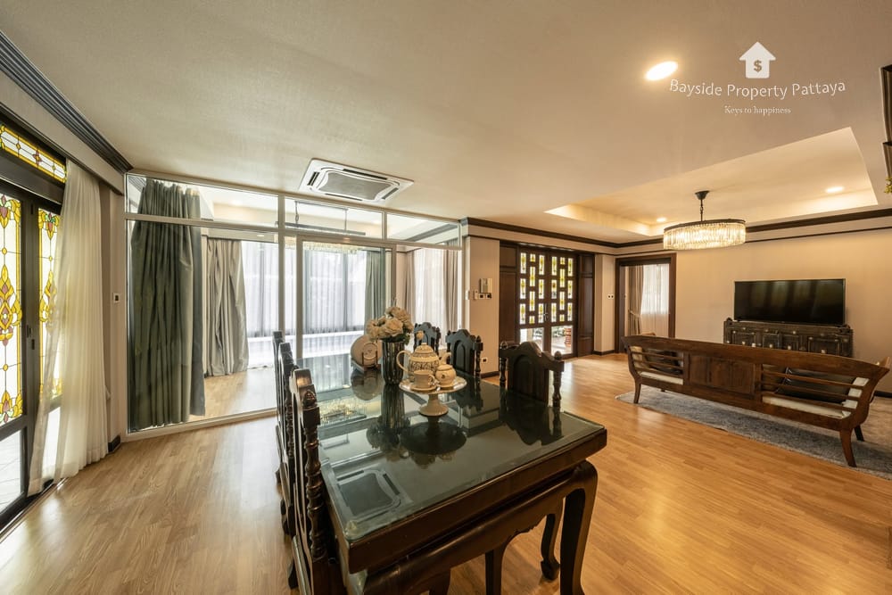 Spacious 6-Bedroom House for Rent in Baan Natcha, Pattaya City - Pet Friendly with 24/7 Security 20