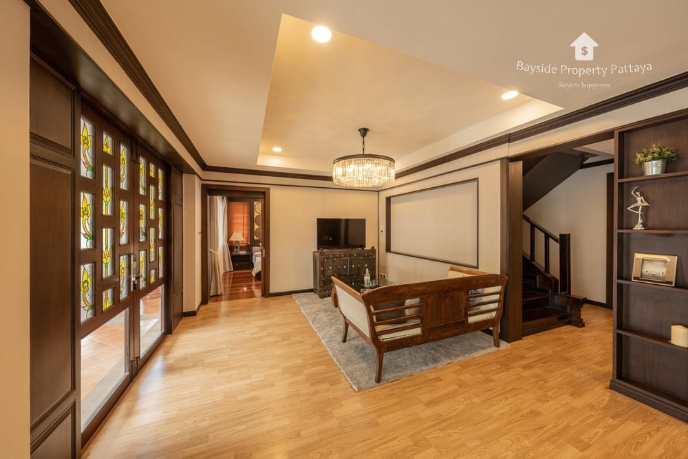 Spacious 6-Bedroom House for Rent in Baan Natcha, Pattaya City - Pet Friendly with 24/7 Security 23