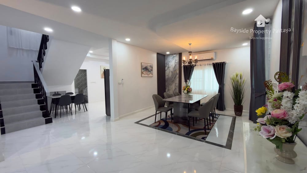 ขาย 4 ห้องนอน บ้าน ใน พัทยาตะวันออก, พัทยา 38