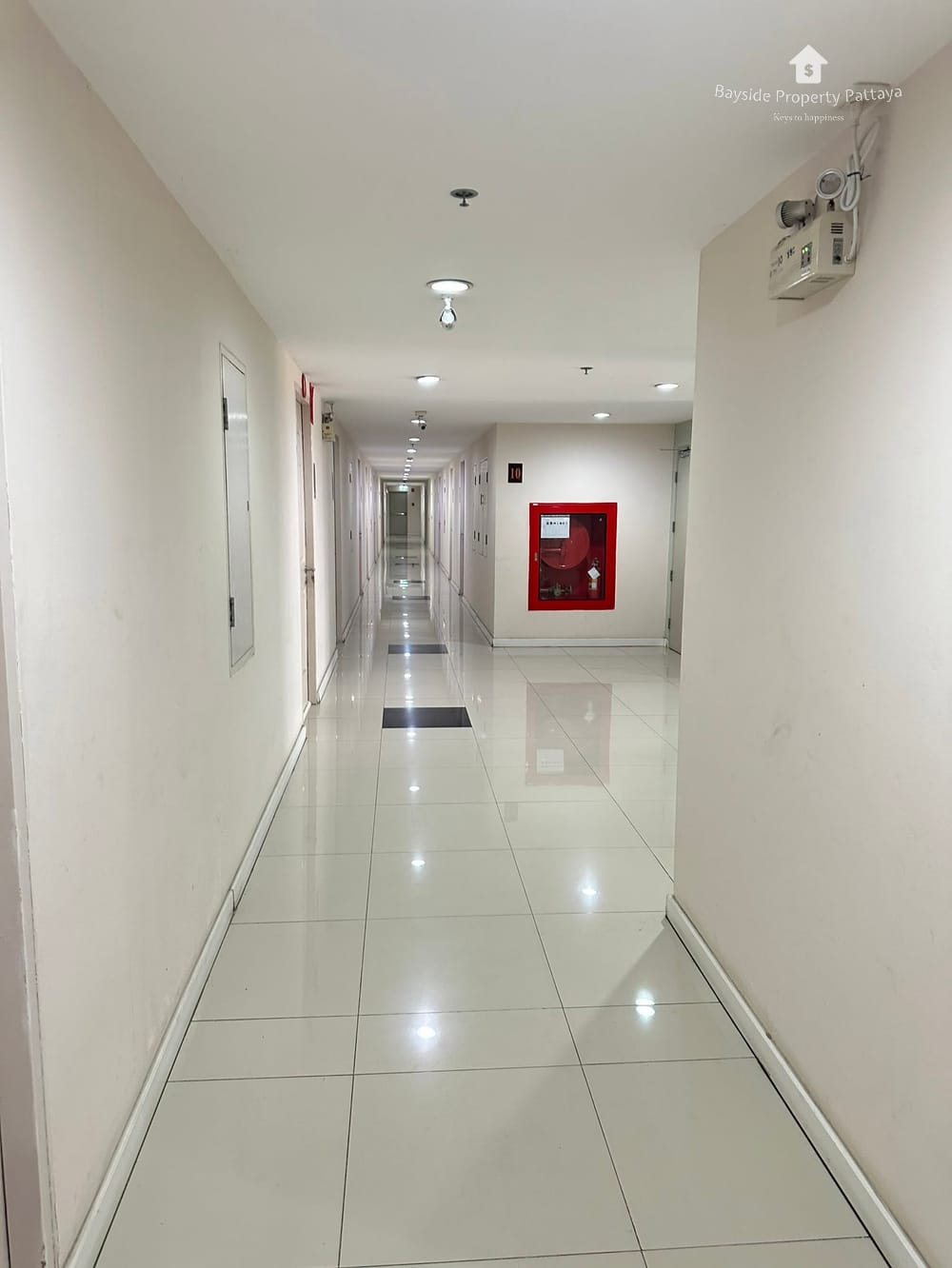 modern-1-bedroom-condo-for-sale-at-unicca-with-city-view-in-pattaya-city-bpp-279 5