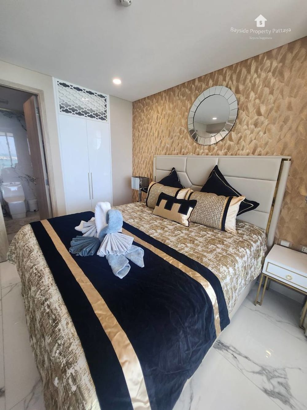 beachfront-2-bedroom-condo-for-sale-in-copacabana-beach-jomtien-pattaya-bpp-298 3