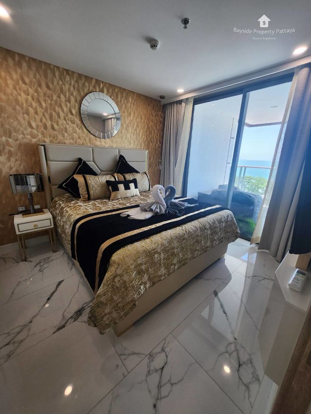 beachfront-2-bedroom-condo-for-sale-in-copacabana-beach-jomtien-pattaya-bpp-298 2