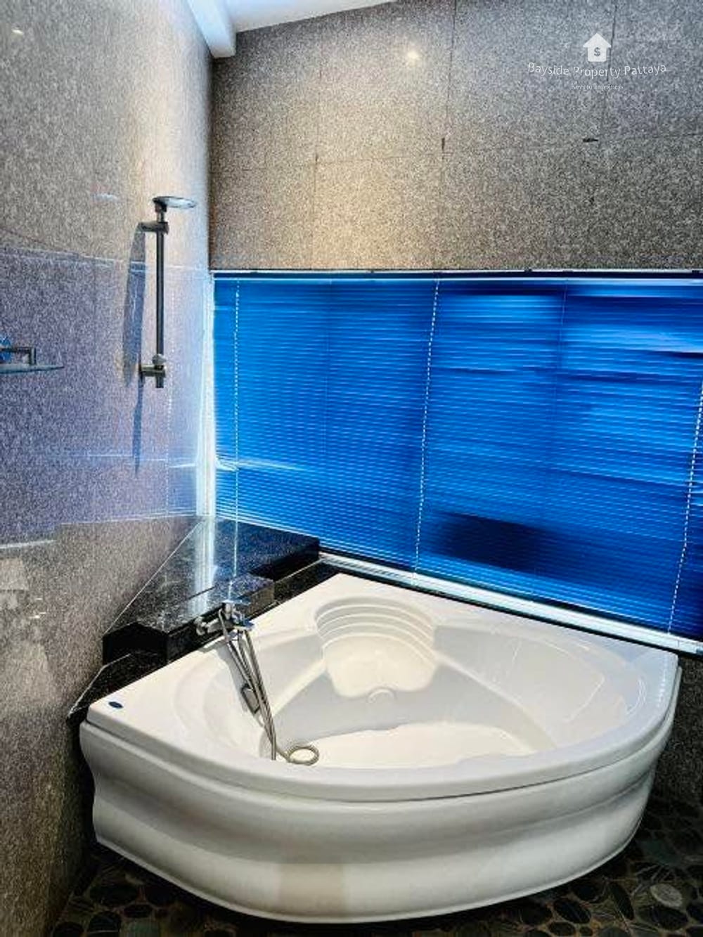 Hotel in Pattaya City zu verkaufen – 36 Zimmer, tierfreundlich und klimatisiert 13