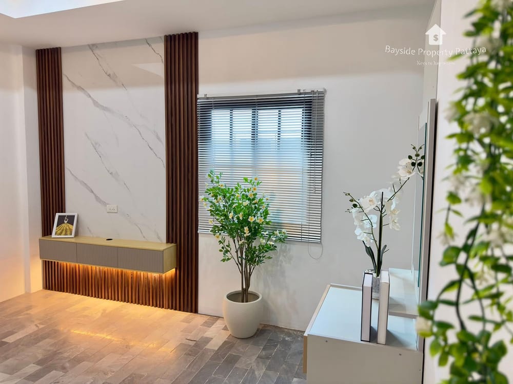 spacious-3-bedroom-house-for-sale-in-east-pattaya-pet-friendly-with-air-conditioning-bpp-336 4