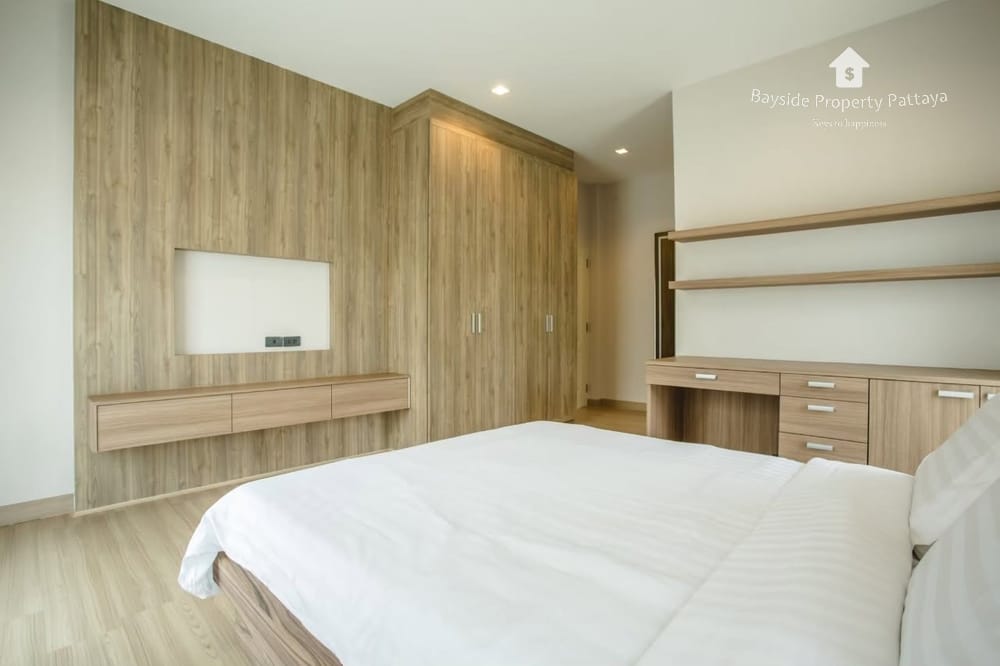 pet-friendly-3-bedroom-house-for-rent-in-patta-prime-nong-pla-lai-pattaya-with-247-security-bpp-329 6