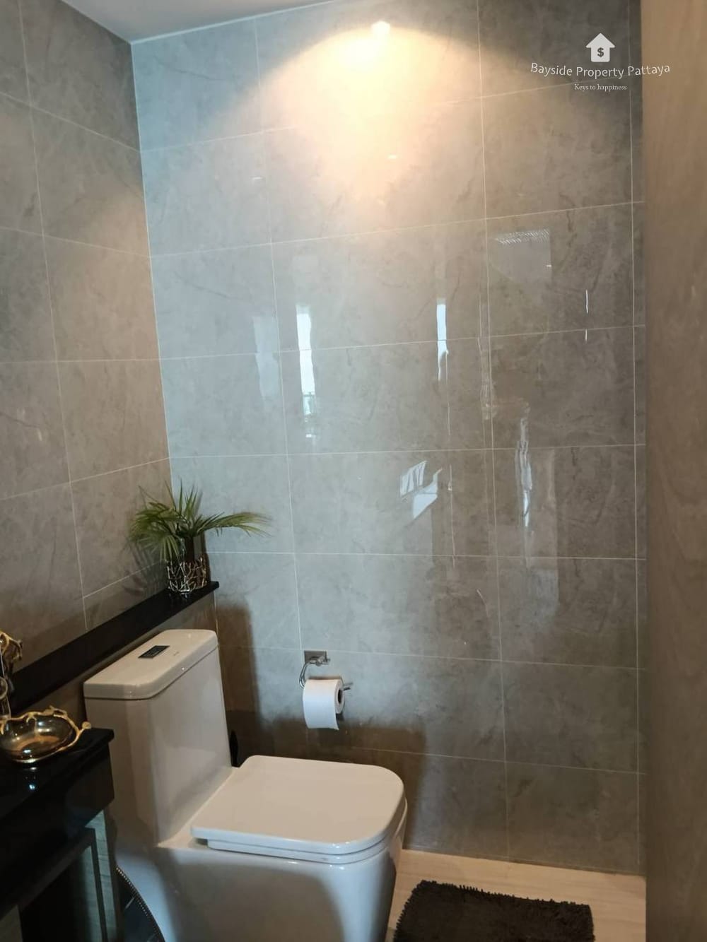 Sea View 1-Bedroom Condo for Sale at The Riviera Ocean Drive, Jomtien Pattaya 16