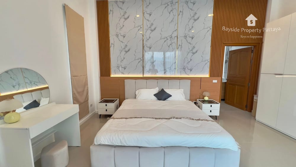 Spacious 4-Bedroom Detached House for Sale in East Pattaya - Pet Friendly with Air Conditioning 6