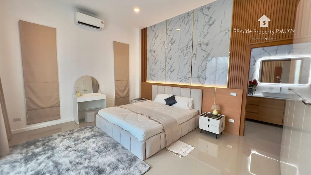 Spacious 4-Bedroom Detached House for Sale in East Pattaya - Pet Friendly with Air Conditioning 19