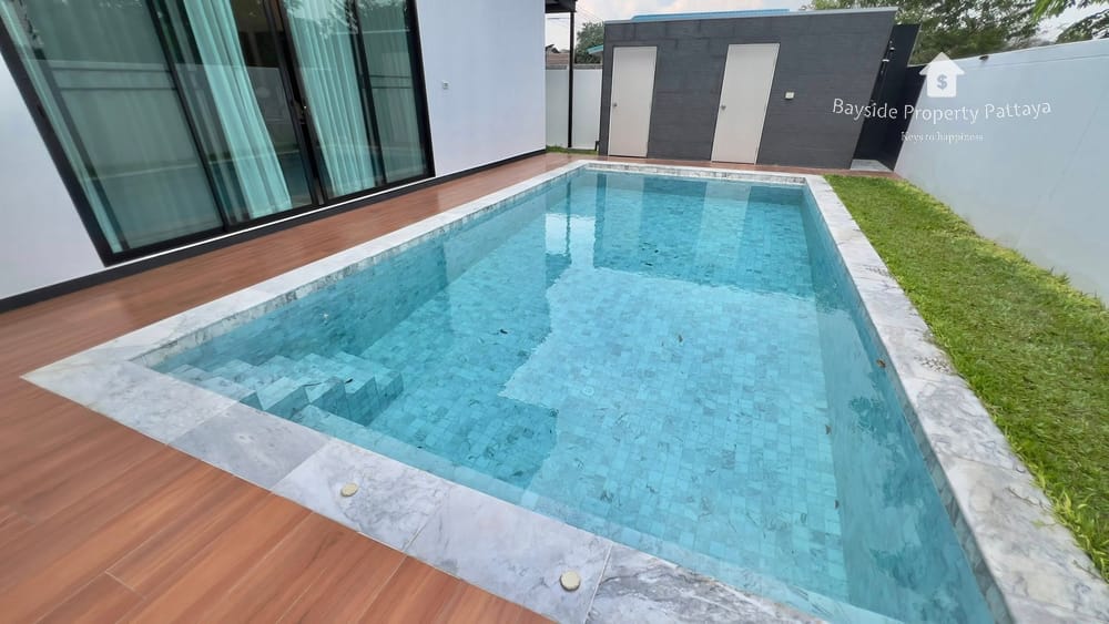 Spacious 4-Bedroom Detached House for Sale in East Pattaya - Pet Friendly with Air Conditioning 31
