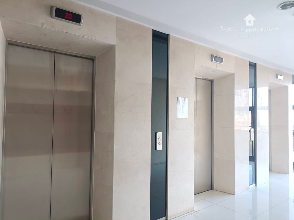 2-Zimmer-Wohnung zu vermieten im The Axis, Pratumnak – Sicheres Wohnen rund um die Uhr 44