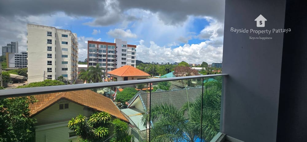 Modern 1-Bedroom Studio for Rent with City View in Bang Saray, Pattaya 6