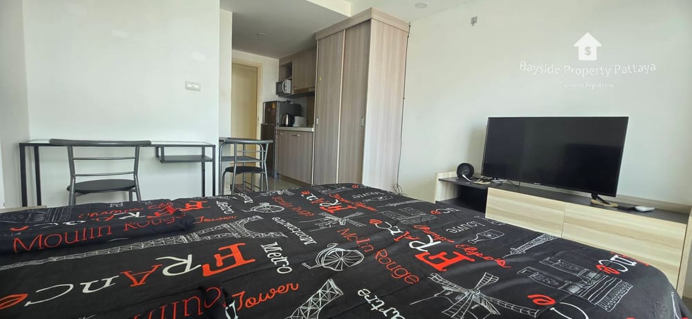 Modern 1-Bedroom Studio for Rent with City View in Bang Saray, Pattaya 4