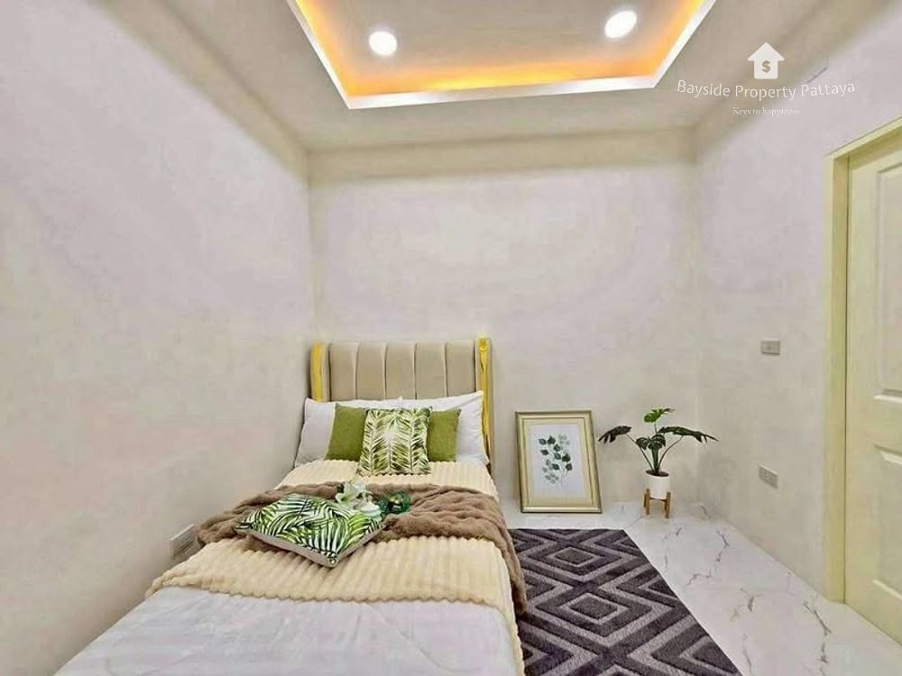 Spacious 3-Bedroom Townhouse for Rent in Nong Yai, Chonburi-Pattaya with Air Conditioning 9