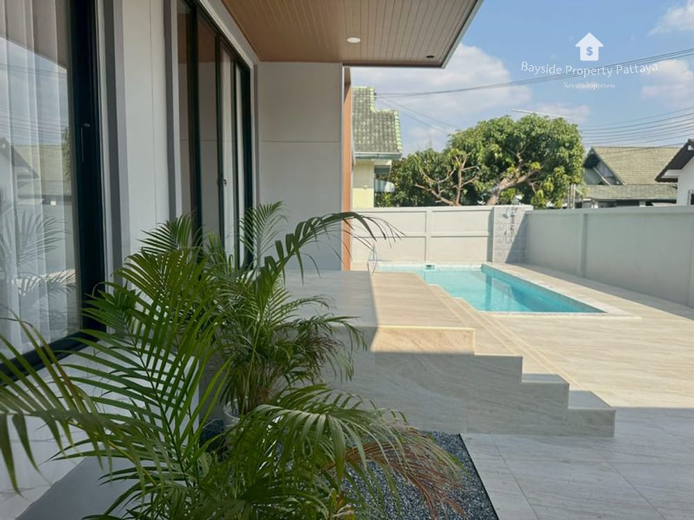 Spacious 4-Bedroom Pool Villa for Sale in East Pattaya 3