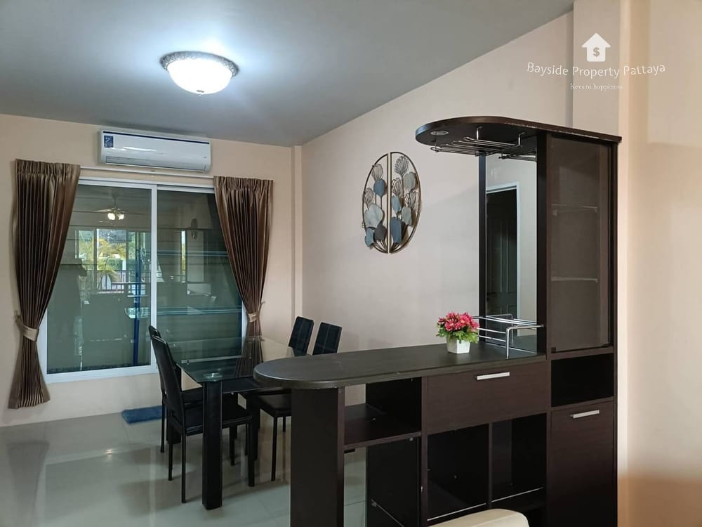 Pet-Friendly 3-Bedroom Townhouse with Air Conditioning in East Pattaya 6