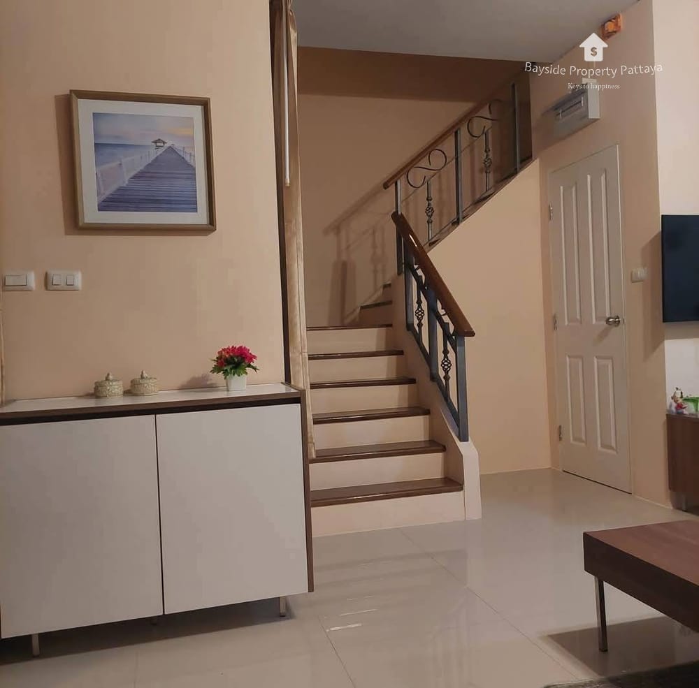 Pet-Friendly 3-Bedroom Townhouse with Air Conditioning in East Pattaya 8