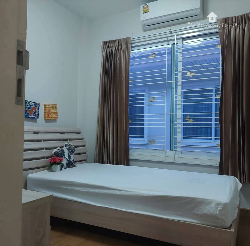 Pet-Friendly 3-Bedroom Townhouse with Air Conditioning in East Pattaya 23
