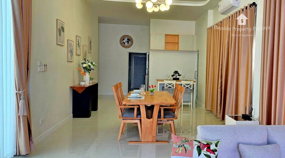 Moderne 3-Schlafzimmer Poolvilla zur Miete in Ost-Pattaya mit Stadtblick & Klimaanlage 6