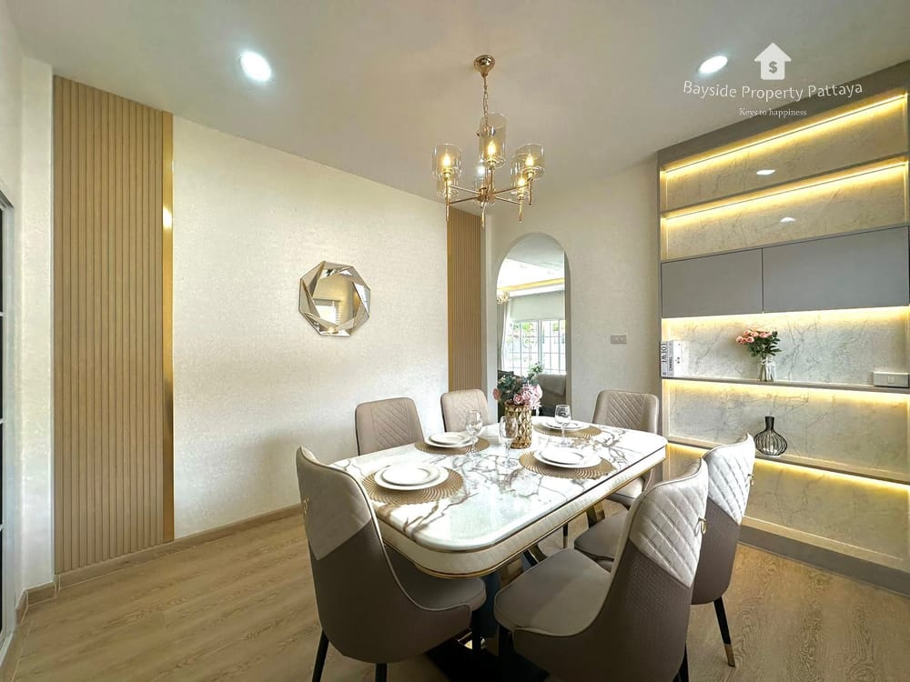 Spacious 3-Bedroom Detached House for Sale in Eakmongkol Village 4, East Pattaya - Pet Friendly 4