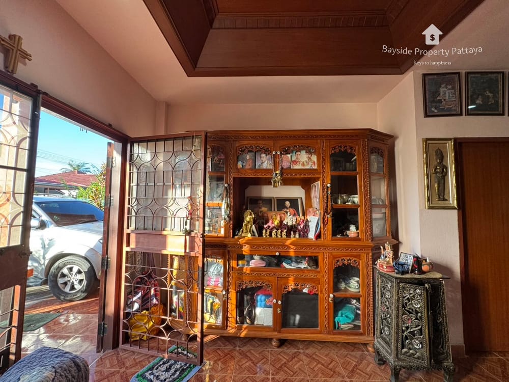 2-Bedroom House in Eakmongkol Village 1, East Pattaya - Pet Friendly with Air Conditioning 2