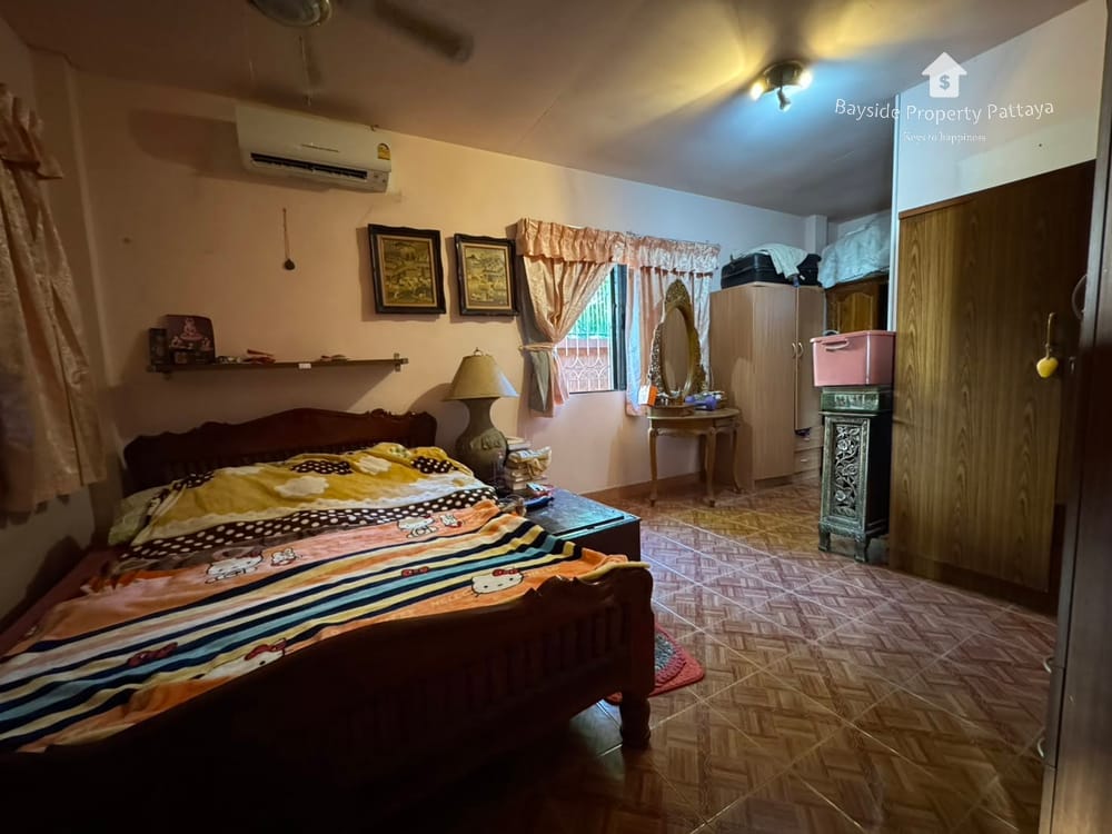 2-Bedroom House in Eakmongkol Village 1, East Pattaya - Pet Friendly with Air Conditioning 10