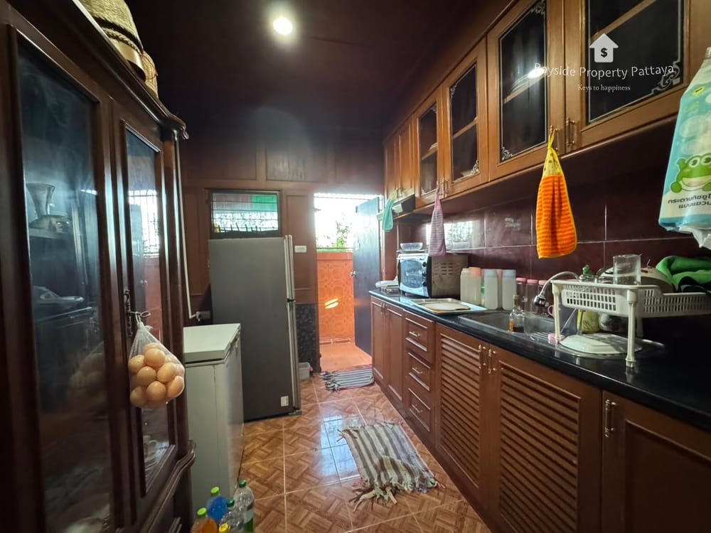 2-Bedroom House in Eakmongkol Village 1, East Pattaya - Pet Friendly with Air Conditioning 12