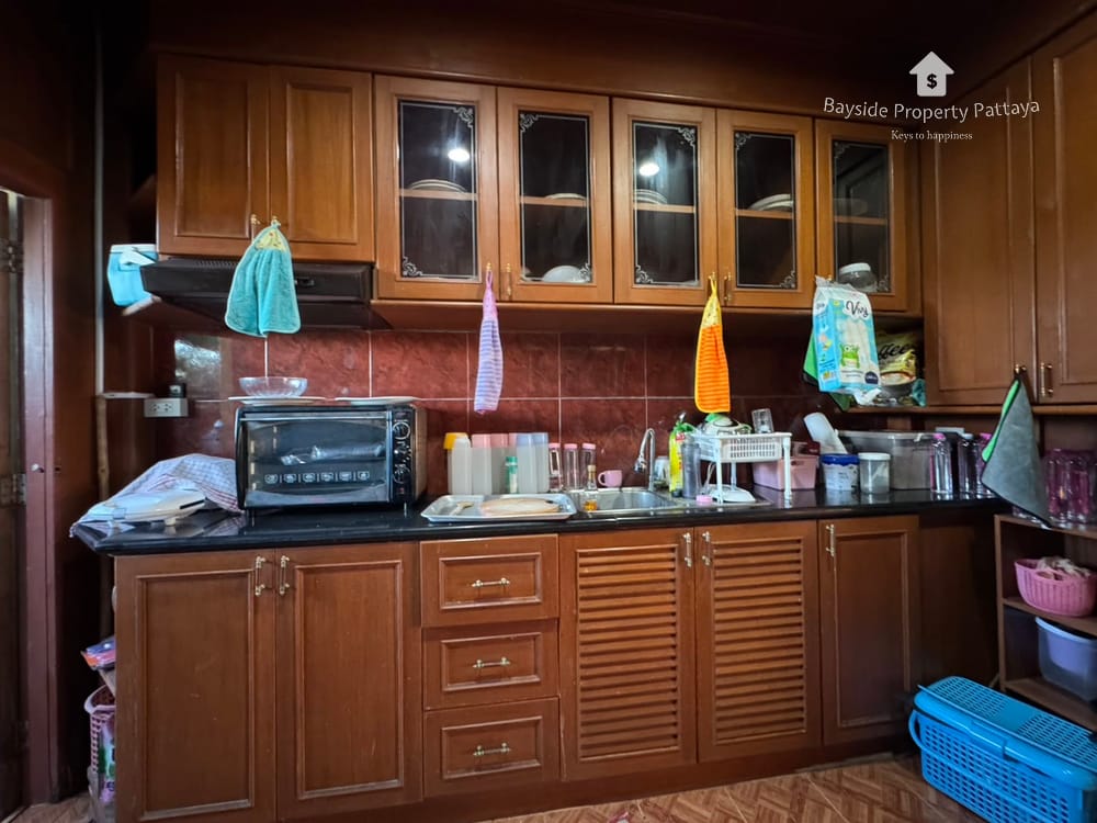 2-Bedroom House in Eakmongkol Village 1, East Pattaya - Pet Friendly with Air Conditioning 14