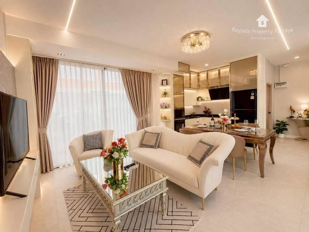 Spacious 3-Bedroom Pool Villa for Rent in East Pattaya - Pet Friendly with Air Conditioning 3