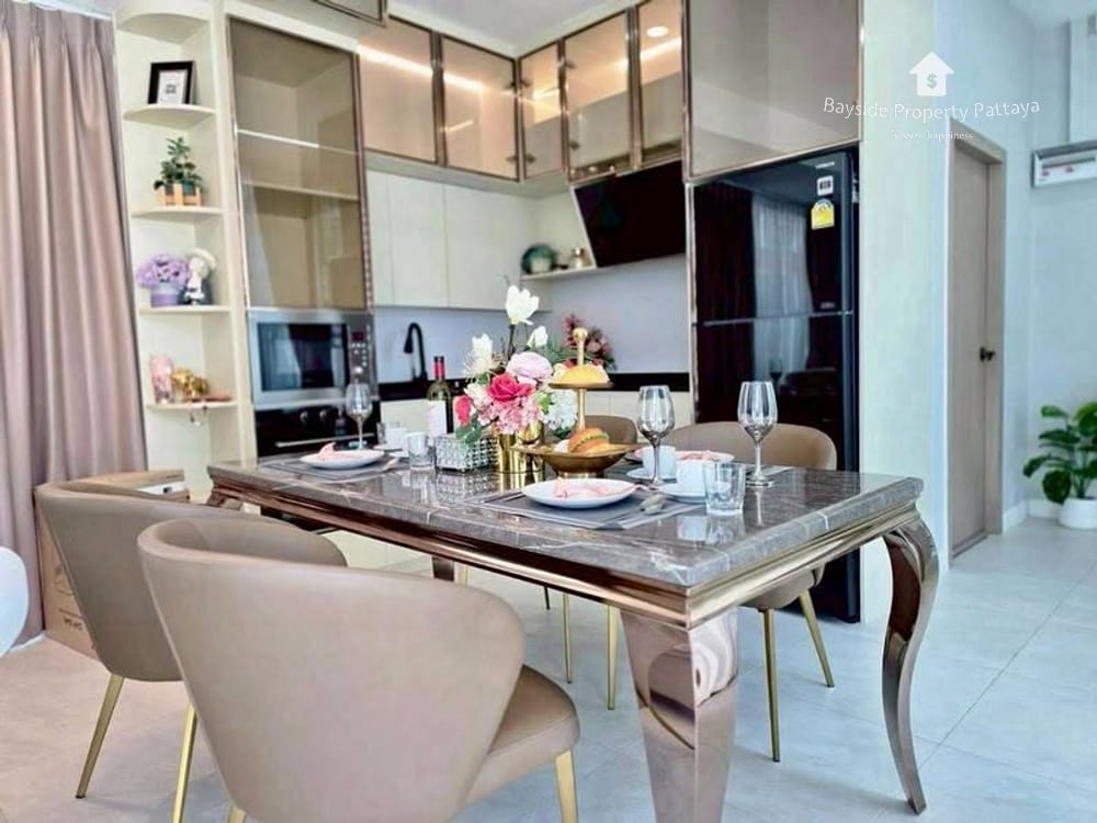 Spacious 3-Bedroom Pool Villa for Rent in East Pattaya - Pet Friendly with Air Conditioning 6