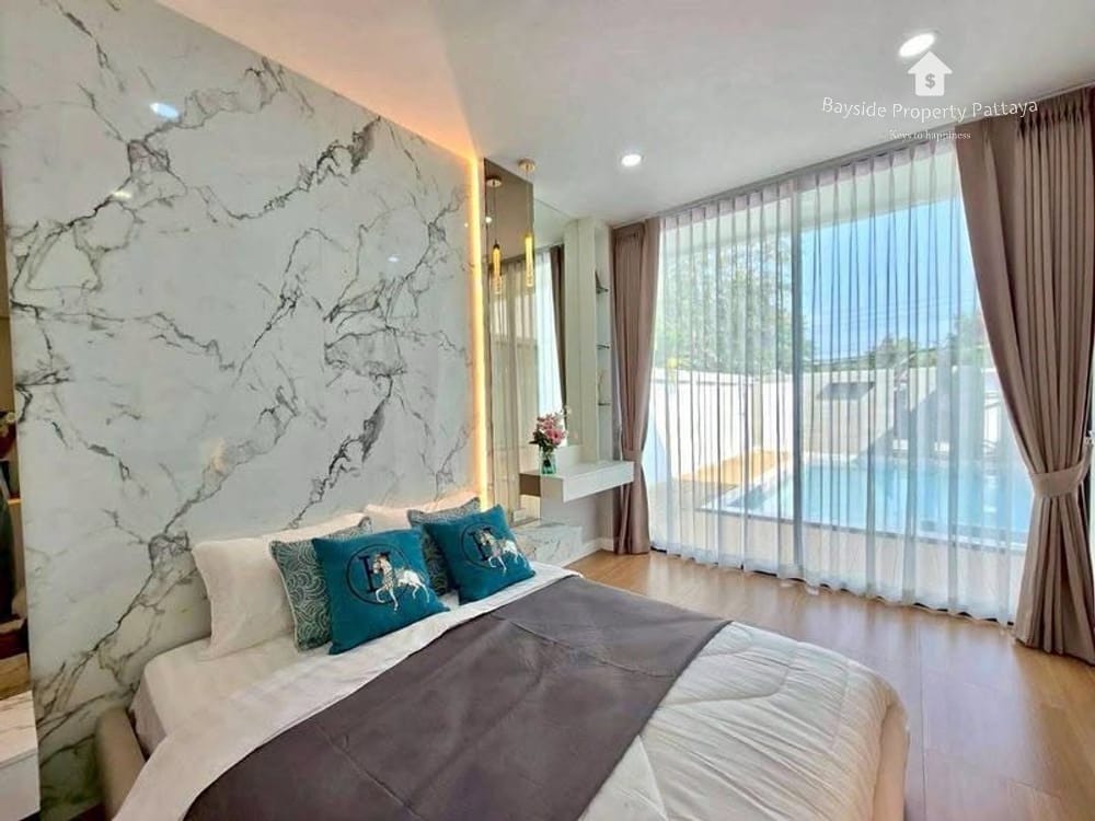 Spacious 3-Bedroom Pool Villa for Rent in East Pattaya - Pet Friendly with Air Conditioning 10