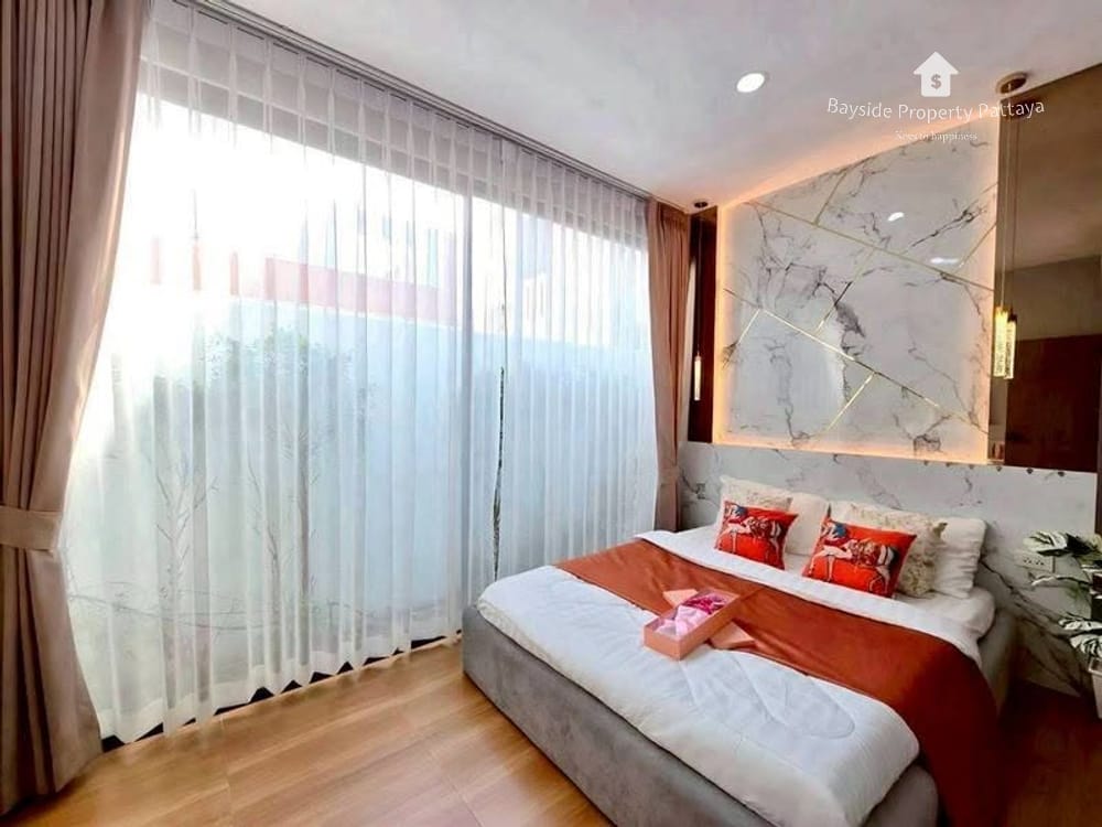 Spacious 3-Bedroom Pool Villa for Rent in East Pattaya - Pet Friendly with Air Conditioning 12