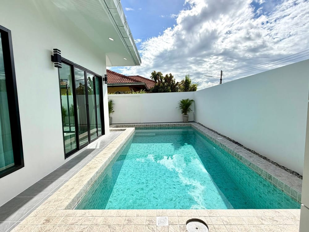 Eakmongkol Village 4: Villa mit 3 Schlafzimmern, Pool & Stadtblick in Ost-Pattaya 2