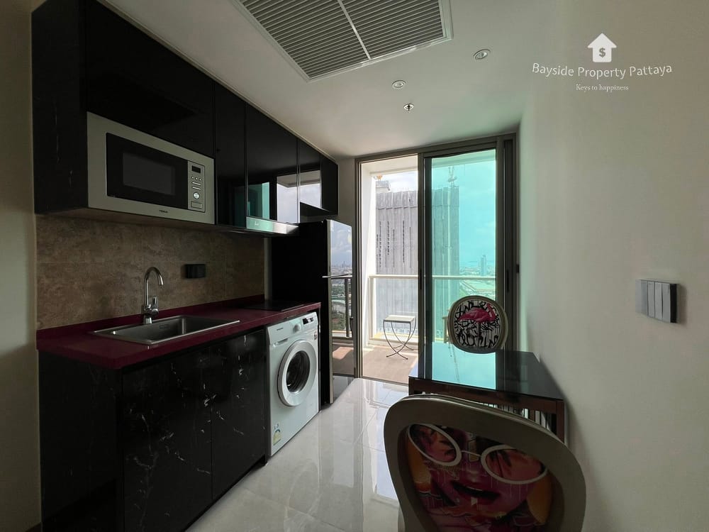 Stunning 1-Bedroom Sea View Condo for Sale at The Riviera Ocean Drive, Jomtien 3