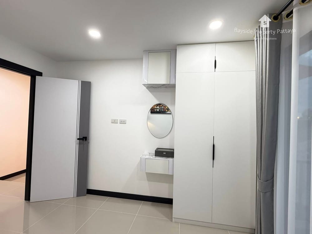 Modernes Reihenhaus mit 2 Schlafzimmern in Nong Pla Lai, Pattaya – Haustierfreundlich 17