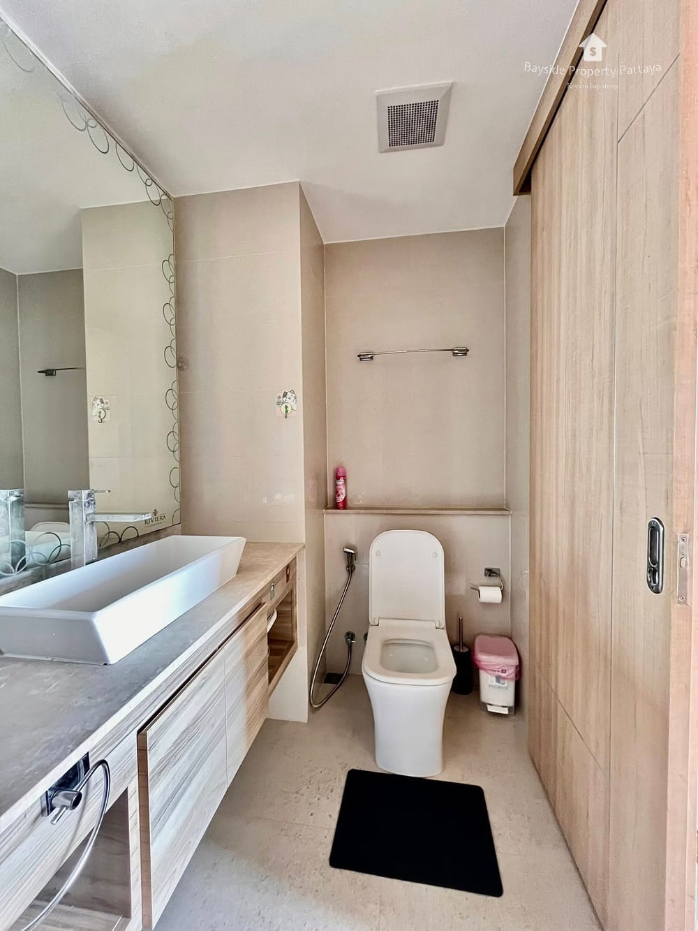 Sea View 1-Bed Condo for Rent at The Riviera Jomtien, Pattaya - 24/7 Security 5