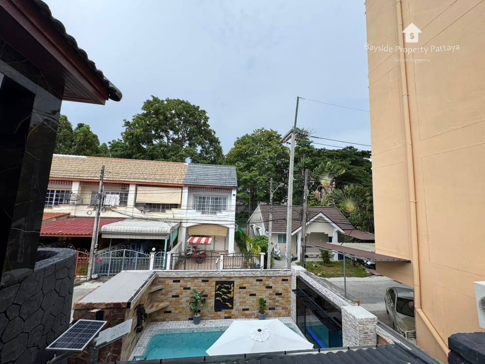 Spacious 3-Bedroom Pool Villa with City View for Sale in Pattaya City 25