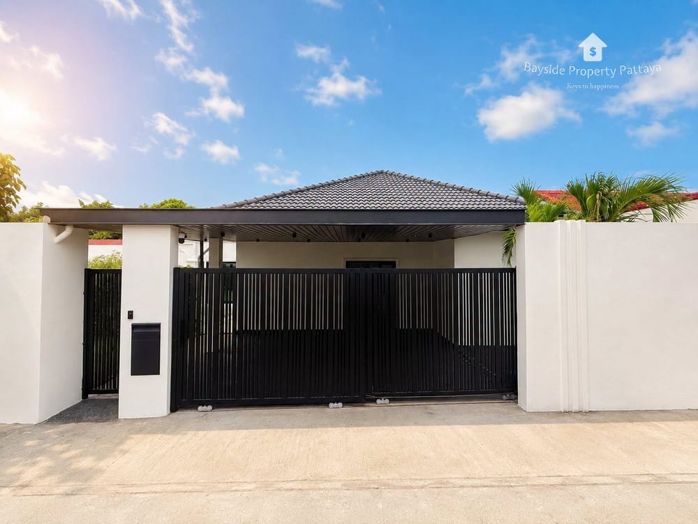 3-Bedroom Pool Villa for Sale in Eakmongkol Village 1, East Pattaya - Pet Friendly 3
