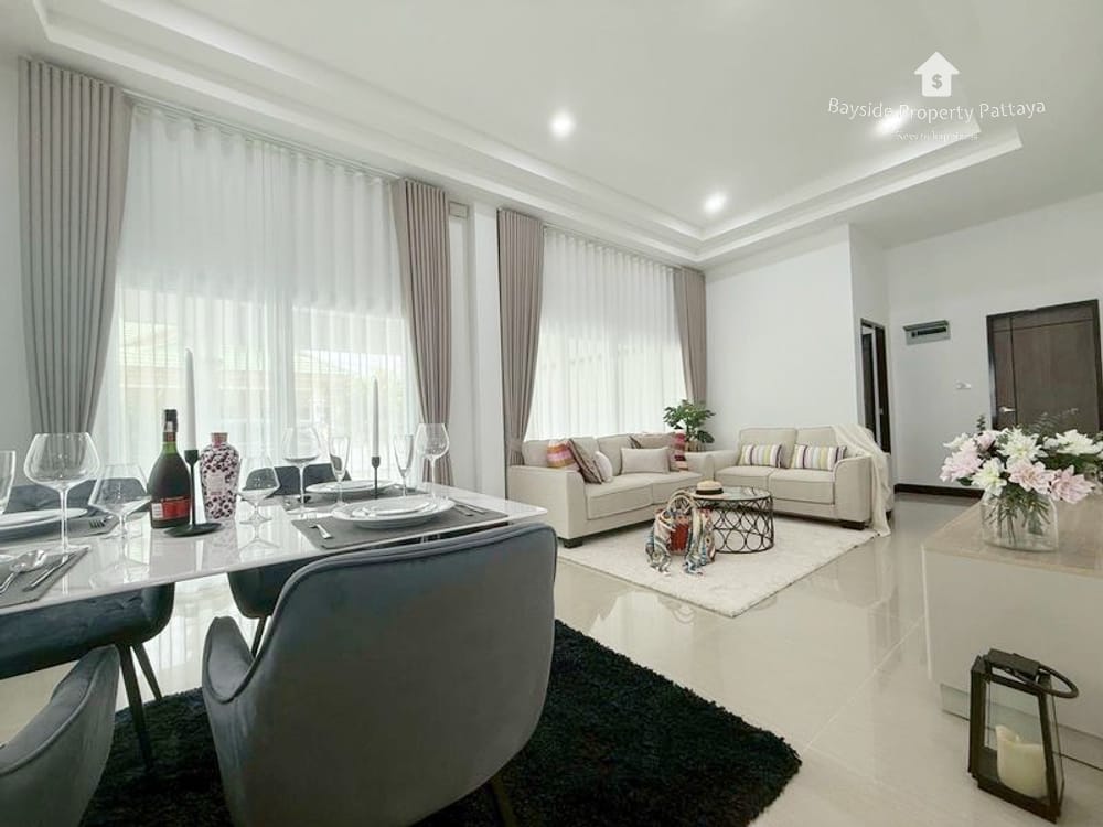2-Bedroom House for Sale with Air Conditioning in Nong Pla Lai, Pattaya 14