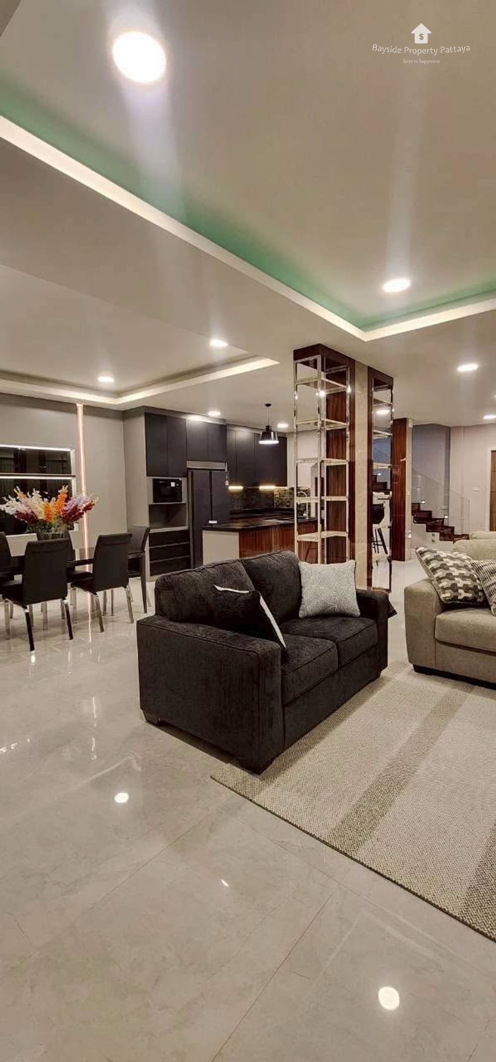 Spacious 4-Bedroom Villa for Sale and Rent in East Pattaya - Pet Friendly with Air Conditioning 6