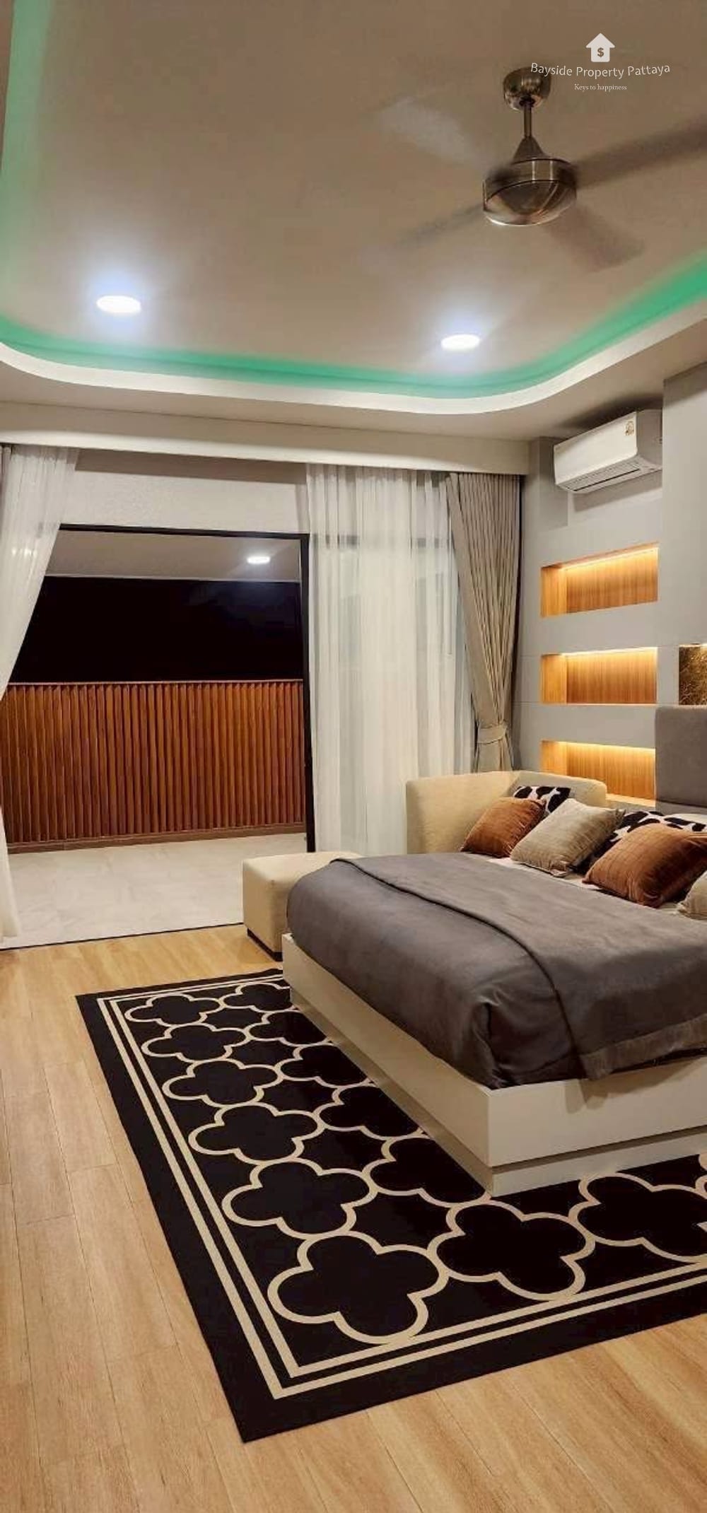 Spacious 4-Bedroom Villa for Sale and Rent in East Pattaya - Pet Friendly with Air Conditioning 10