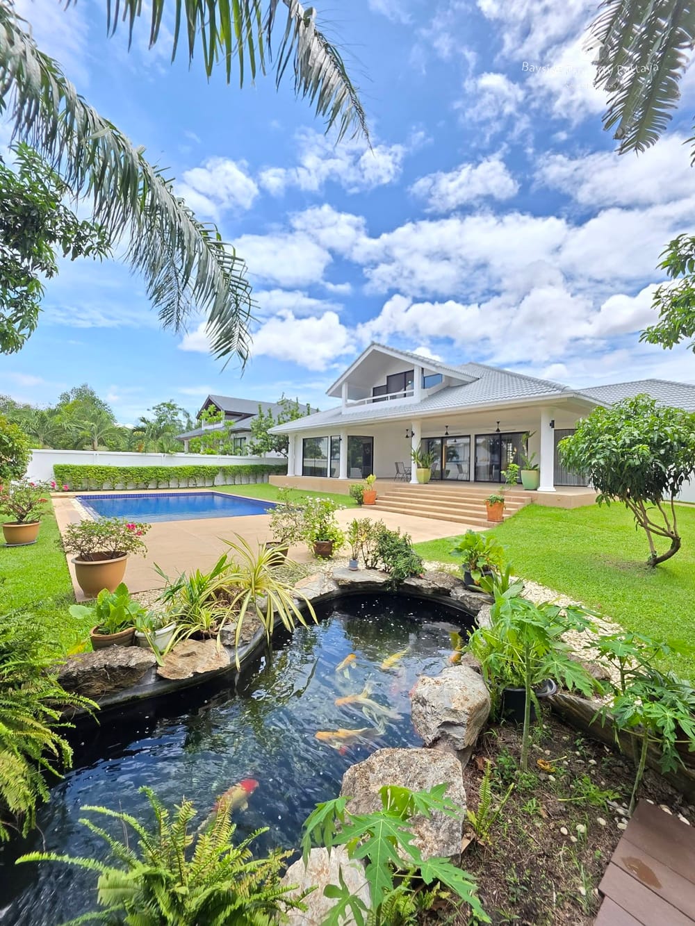 Spacious 4-Bedroom Pool Villa with Air Conditioning in East Pattaya 1