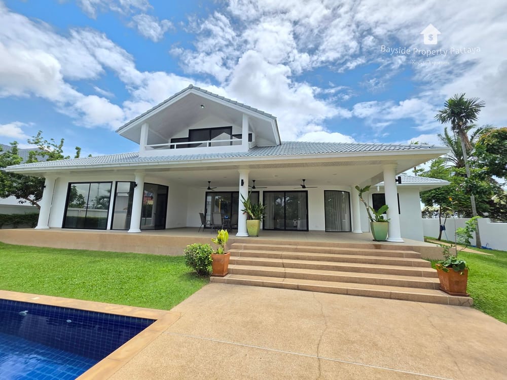 Spacious 4-Bedroom Pool Villa with Air Conditioning in East Pattaya 26