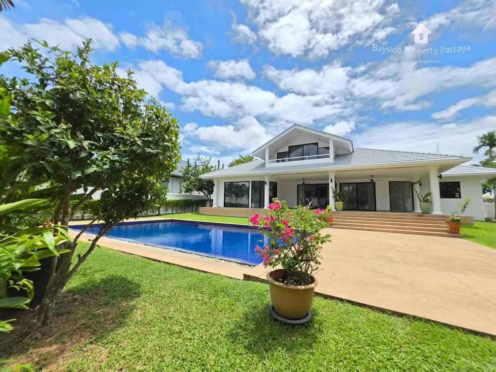 Spacious 4-Bedroom Pool Villa with Air Conditioning in East Pattaya 30