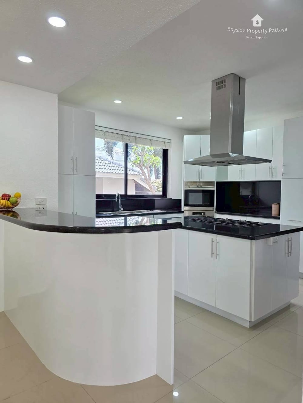 Spacious 4-Bedroom Pool Villa with Air Conditioning in East Pattaya 47