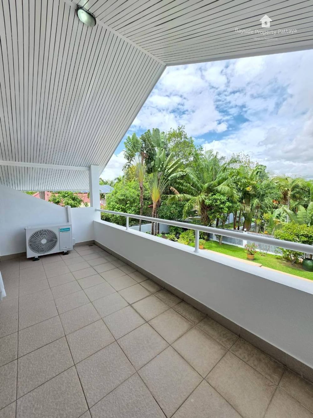 Spacious 4-Bedroom Pool Villa with Air Conditioning in East Pattaya 49
