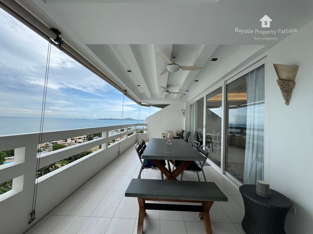 Luxury Beachfront Condo for Sale in Pratumnak, Pattaya with Air Conditioning 20