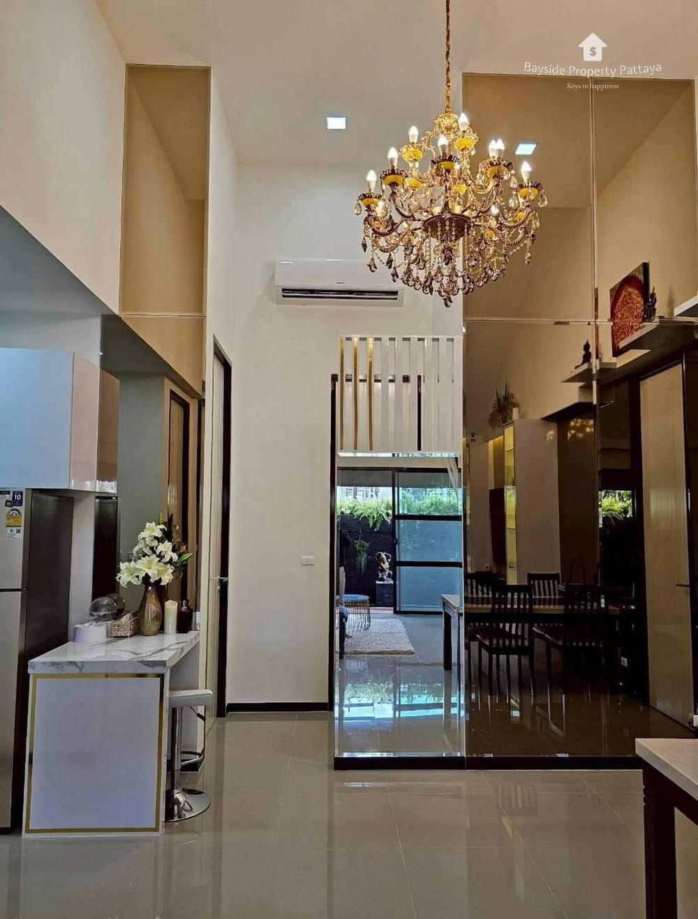 Moderne Villa mit 2 Schlafzimmern zum Verkauf in The Maple Pattaya, Ost-Pattaya 4