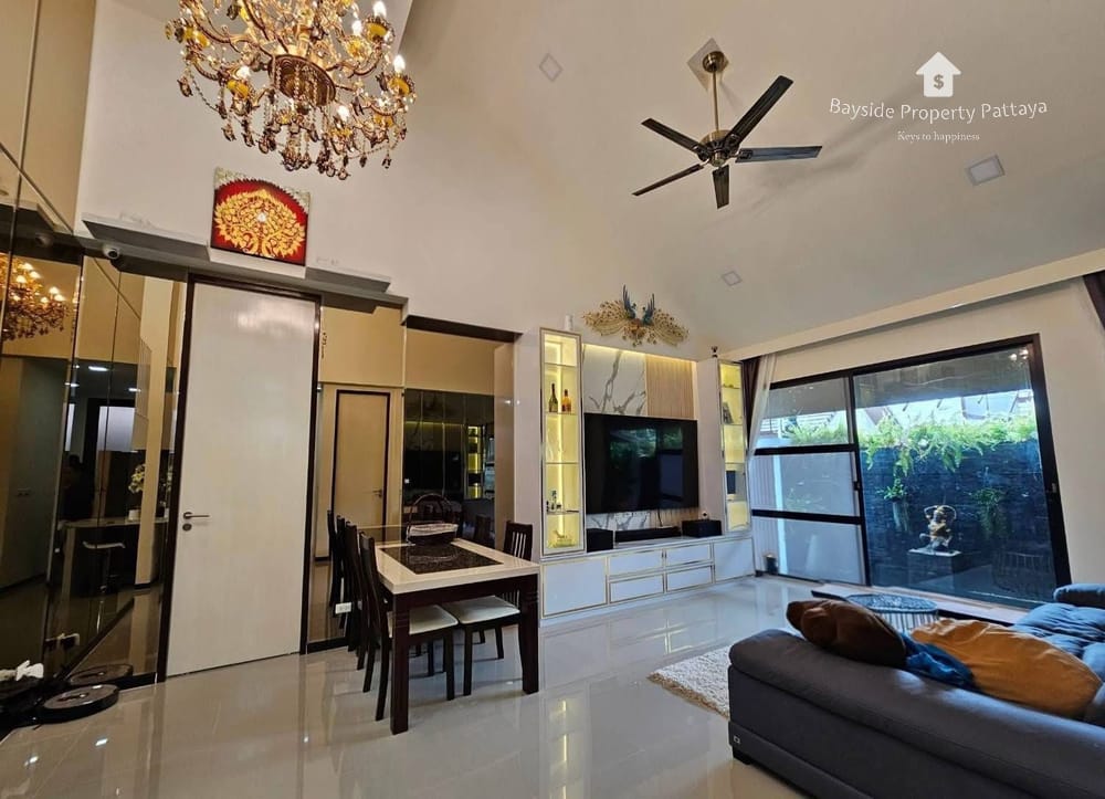 Moderne Villa mit 2 Schlafzimmern zum Verkauf in The Maple Pattaya, Ost-Pattaya 3