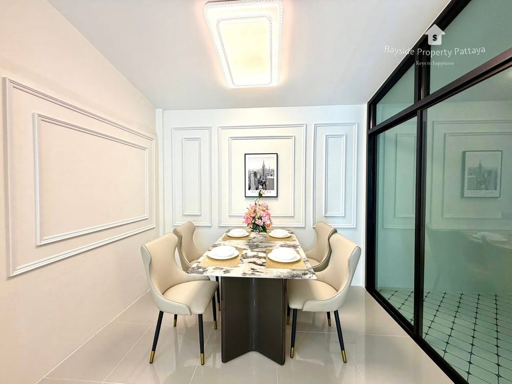 2-bedroom-townhouse-for-sale-in-chokchai-village-4-east-pattaya-pet-friendly-with-air-conditioning-bpp-344 6